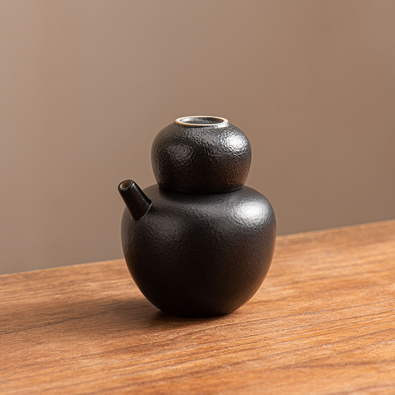 Dispenser ceramic japonez pentru sake și vin, stil retro