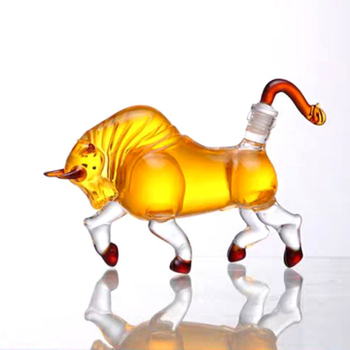 Douăsprezece zodii, decantor din sticlă în formă de animal, borosilicată, obiect de colecție