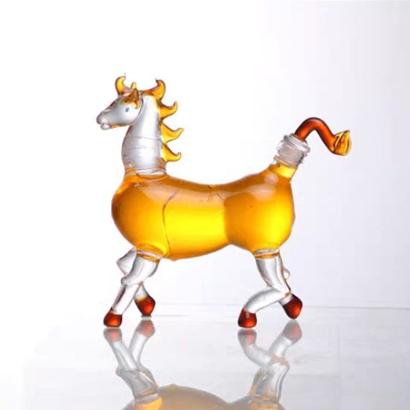 Douăsprezece zodii, decantor din sticlă în formă de animal, borosilicată, obiect de colecție