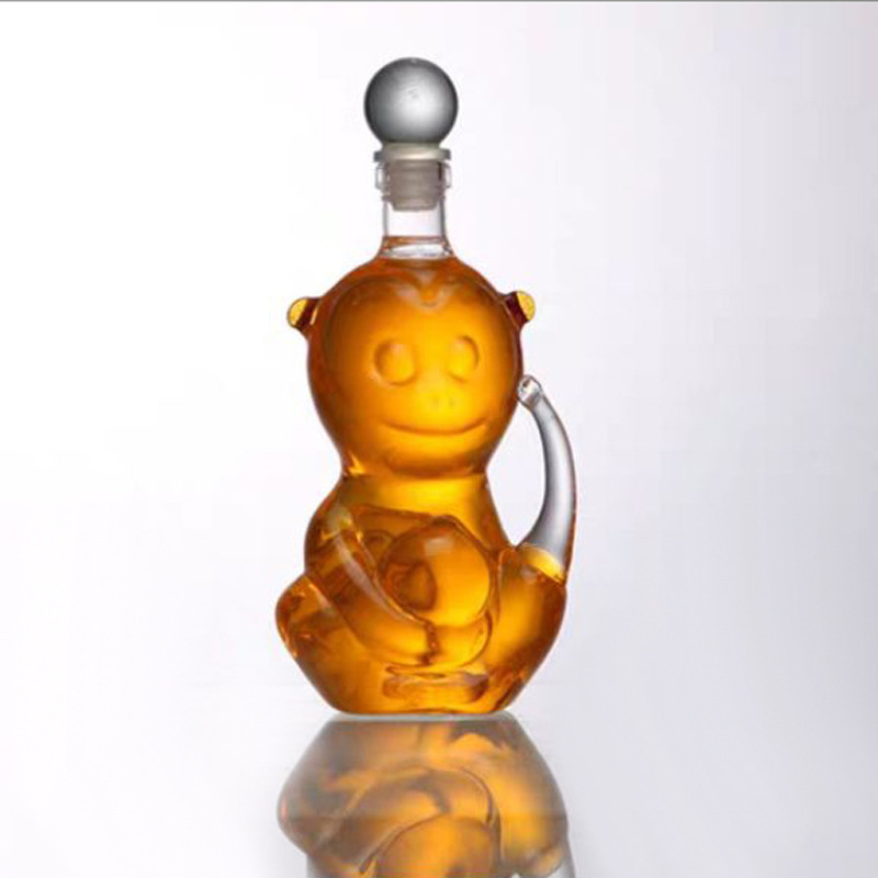 Douăsprezece zodii, decantor din sticlă în formă de animal, borosilicată, obiect de colecție
