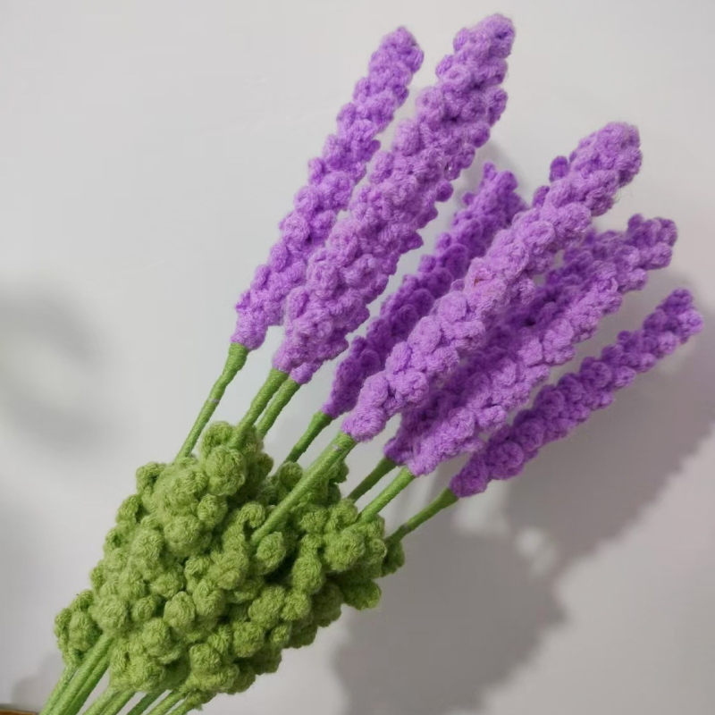 Buchet de lavandă tricotat manual — flori artificiale pentru decor, stil pastoral