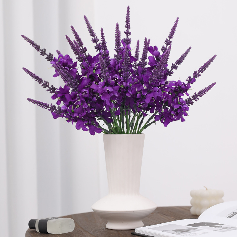 Buchet de flori de levănțică din mătase artificiale – flori pentru decor de nuntă și decor pe masă în interior