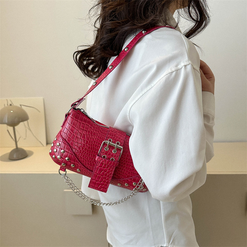 Ženska PU crossbody torba, srednje veličine, horizontalno kvadratnog oblika, ulični stil, magnetsko zatvaranje, unutarnja džep za telefon