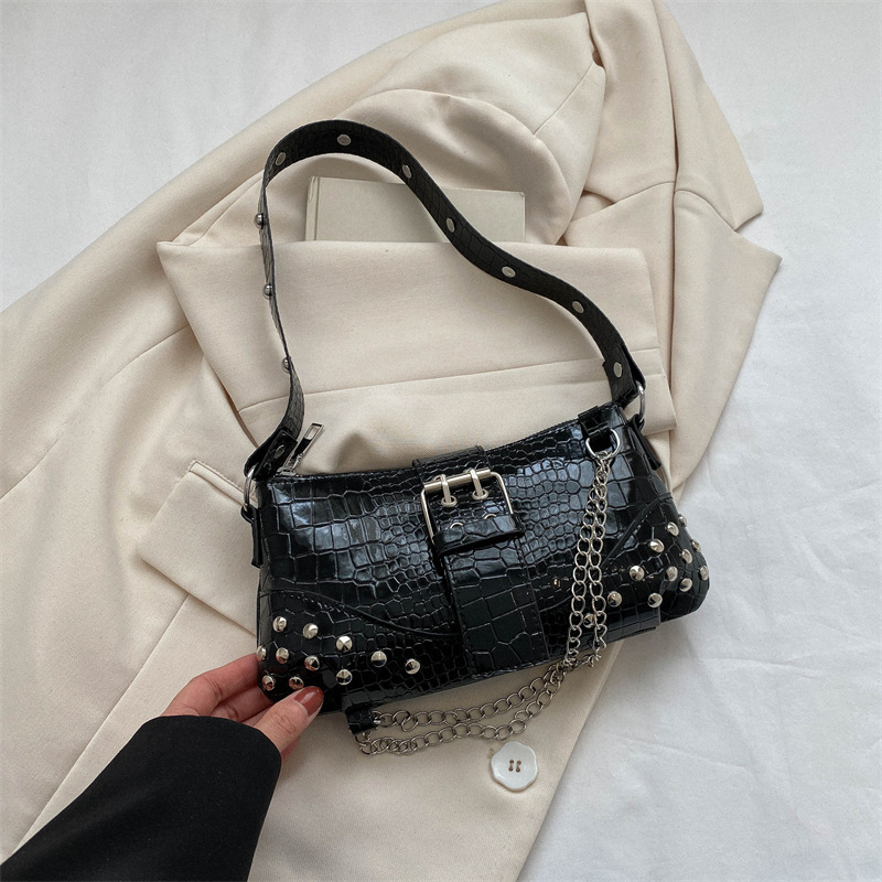 Ženska PU crossbody torba, srednje veličine, horizontalno kvadratnog oblika, ulični stil, magnetsko zatvaranje, unutarnja džep za telefon
