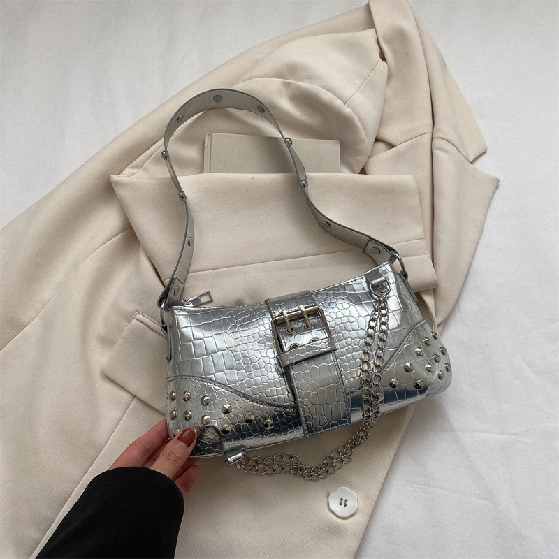 Ženska PU crossbody torba, srednje veličine, horizontalno kvadratnog oblika, ulični stil, magnetsko zatvaranje, unutarnja džep za telefon