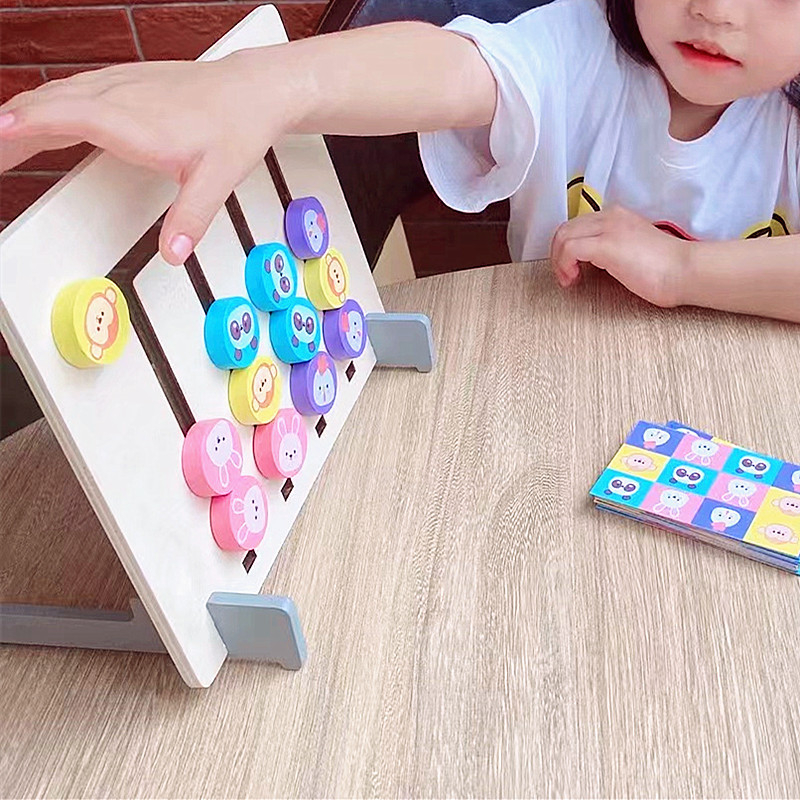 Montessori drvena dvostrana šah igra s četiri boje za ranu edukaciju, potiče logičko razmišljanje i interakciju roditelj-dijete