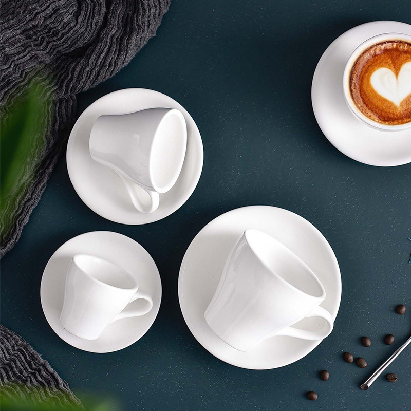 Set espresso în stil italian, cu farfurioare, ceramică albă, logo personalizat