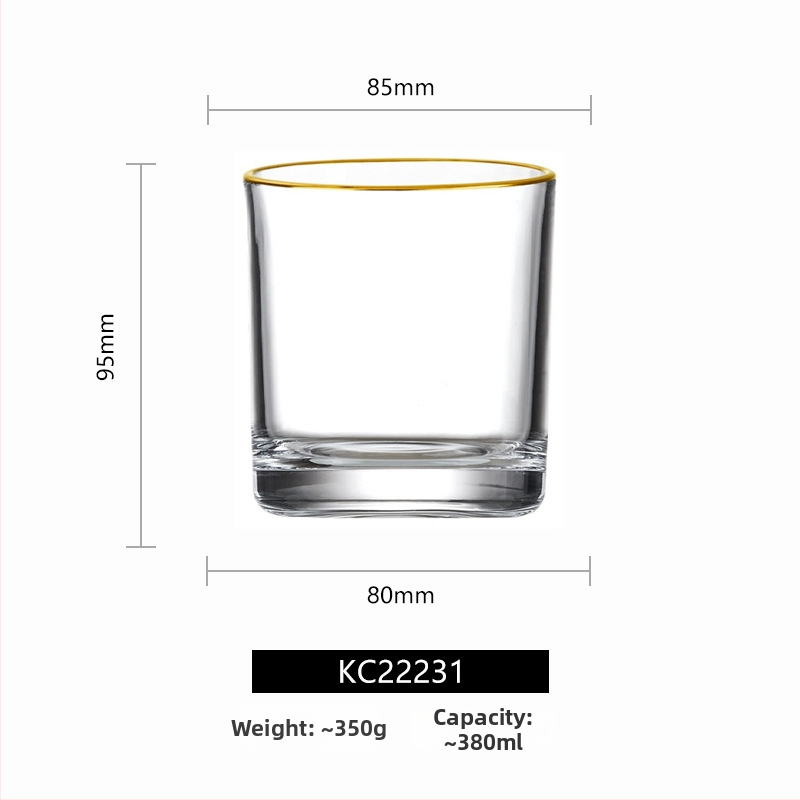 Sada sklenených pohárov s pozláteným okrajom a zvislými prúžkami, veľký formát bez olova — pohár na whisky, pohár na červené víno, pohár na pivo a pohár na vodu