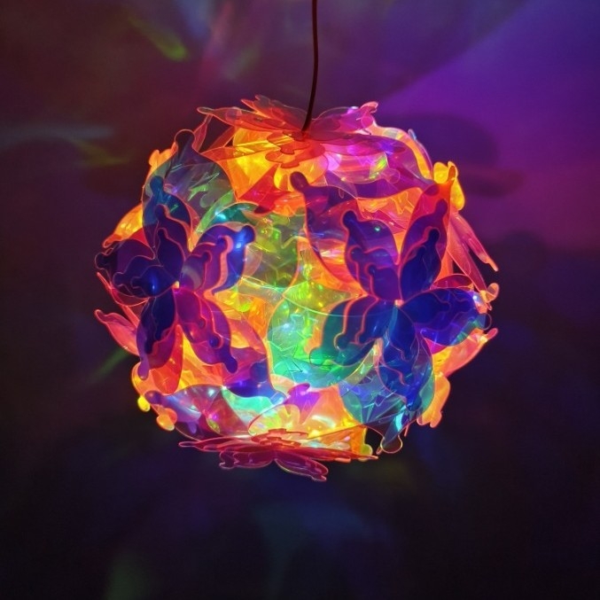 Lanternă LED rotundă, 16 cm, lumină colorată cu efect laser și folie aurie