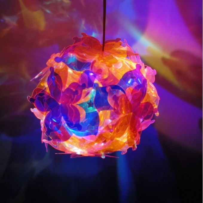 Lanternă LED rotundă, 16 cm, lumină colorată cu efect laser și folie aurie