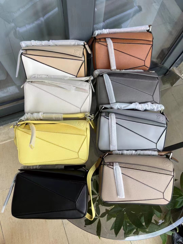 DUDK ženska torba od prave kože u francuskom stilu, 2024 model, geometrijski dizajn s dijamantnim uzorkom, za crossbody i nošenje preko ramena, oblik jastuka