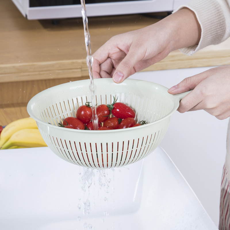 Coș rotund din plastic cu mâner pentru scurgerea fructelor și legumelor, PP, diametrul 22 cm, pentru spălarea orezului