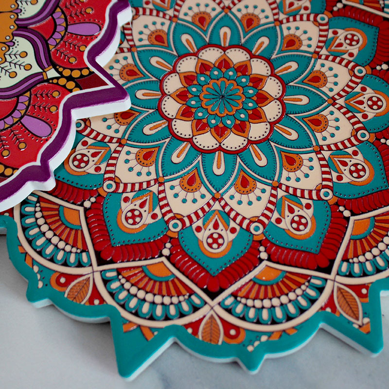 Mandala ανάγλυφη κεραμική σουπλά 20 cm με φλοράλ μοτίβο