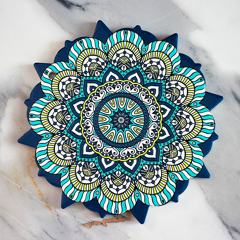 Mandala ανάγλυφη κεραμική σουπλά 20 cm με φλοράλ μοτίβο