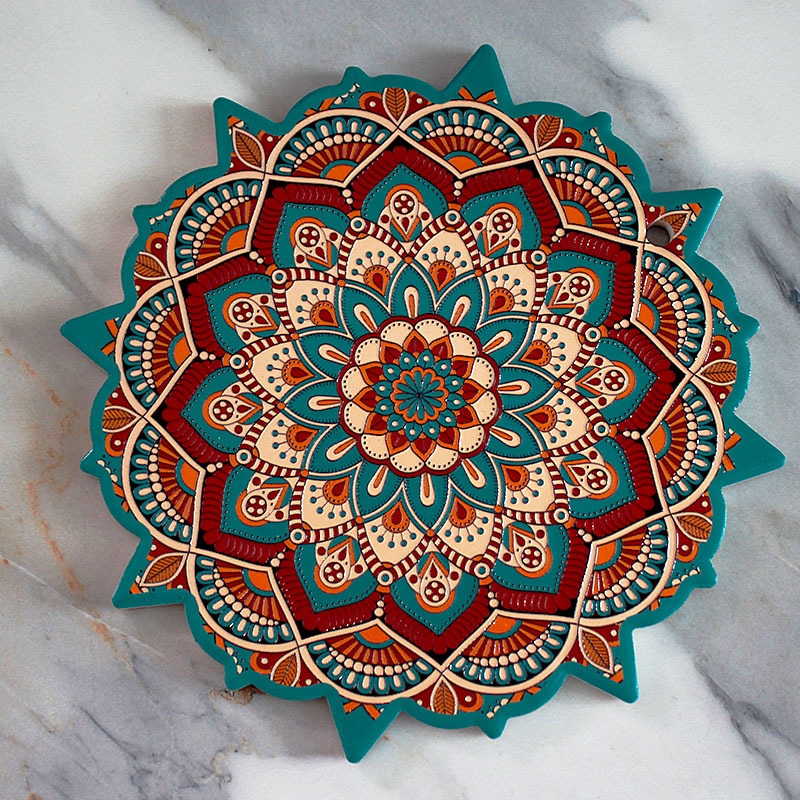 Mandala ανάγλυφη κεραμική σουπλά 20 cm με φλοράλ μοτίβο