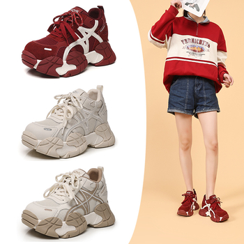 Női dad sneakers 2026 tavasz – mindennapi sportcipők vastag talppal a magasság növeléséért, légáteresztő belső