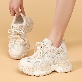 Női dad sneakers 2026 tavasz – mindennapi sportcipők vastag talppal a magasság növeléséért, légáteresztő belső