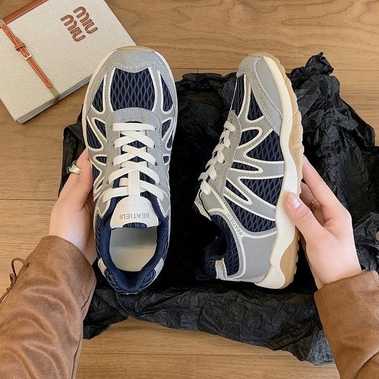 Női ezüst színű vastagtalpú sportcipő, 2025 őszi modell, lélegző háló felsőrész, mindennapi cipő, dad shoe stílus, Forrest Gump stílus