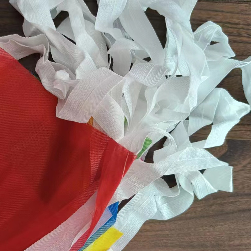 10 м гирлянда от триъгълни знаменца за фестивал с копринена повърхност, пет цвята, размери голям/среден/малък