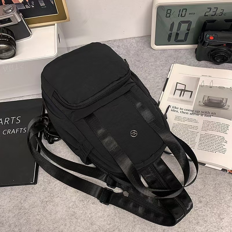 Dvojno funkcionalna crossbody torba i platneni ruksak za putovanja, lagana, unisex, model 2026