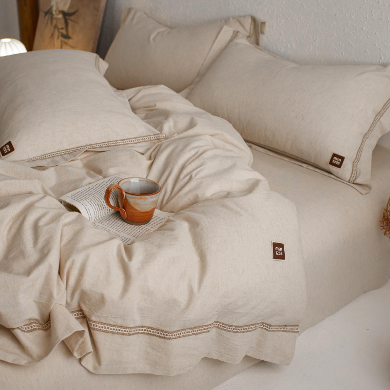 Set patru piese din bumbac-lin, cu senzație premium, în nuanță vintage naturală – husă de pilotă, cearșaf, cearșaf cu elastic și fețe de pernă