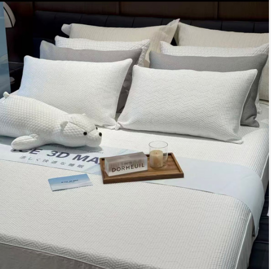 ICE3DMax cearșaf cu elastic ultra-moale și set de trei piese cu covorașe de răcire din mătase de gheață, pliabil, lavabil