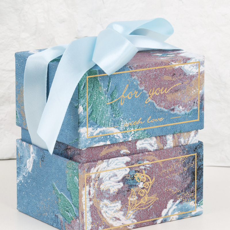 Cutie de bomboane pentru nuntă în stil forestier, din carton ecologic, ambalaj cadou, dimensiuni 18×15×12 cm și 10×8×11 cm
