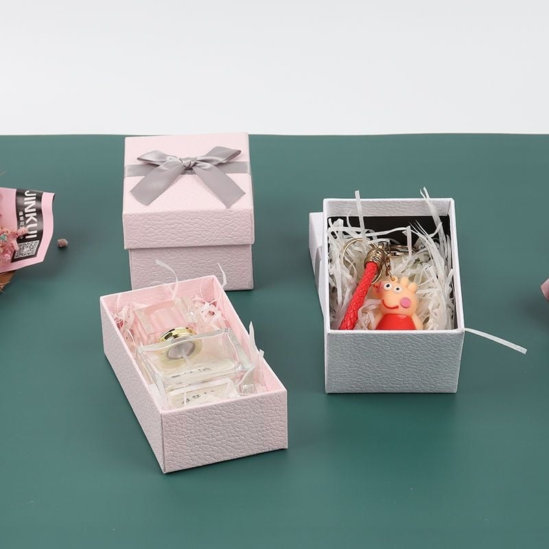 Cutie cadou pentru ruj – mică cutie goală pentru ruj și luciu de buze, ambalaj premium pentru mostre de parfum.