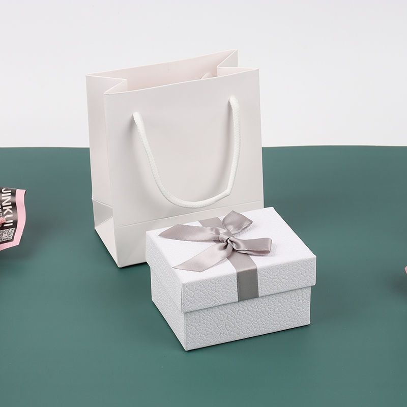 Cutie cadou pentru ruj – mică cutie goală pentru ruj și luciu de buze, ambalaj premium pentru mostre de parfum.