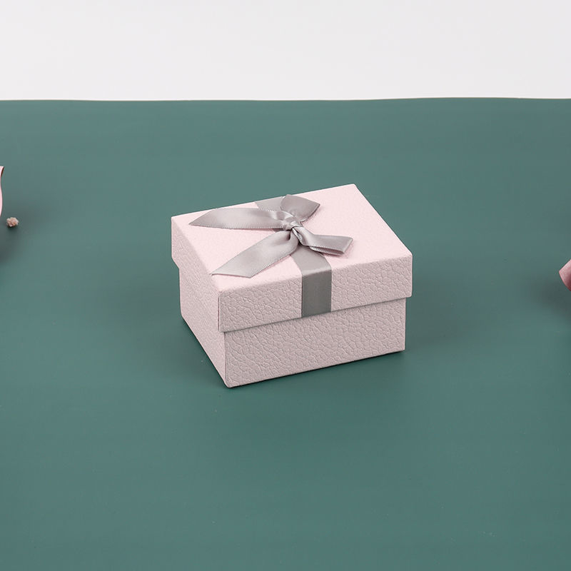 Cutie cadou pentru ruj – mică cutie goală pentru ruj și luciu de buze, ambalaj premium pentru mostre de parfum.
