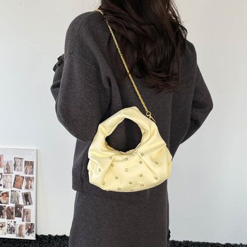 Γυναικεία τσάντα crossbody με αλυσίδα, ευρωπαϊκού στυλ μόδας, λεπτομέρεια καρφιών, μικρή τσάντα ώμου