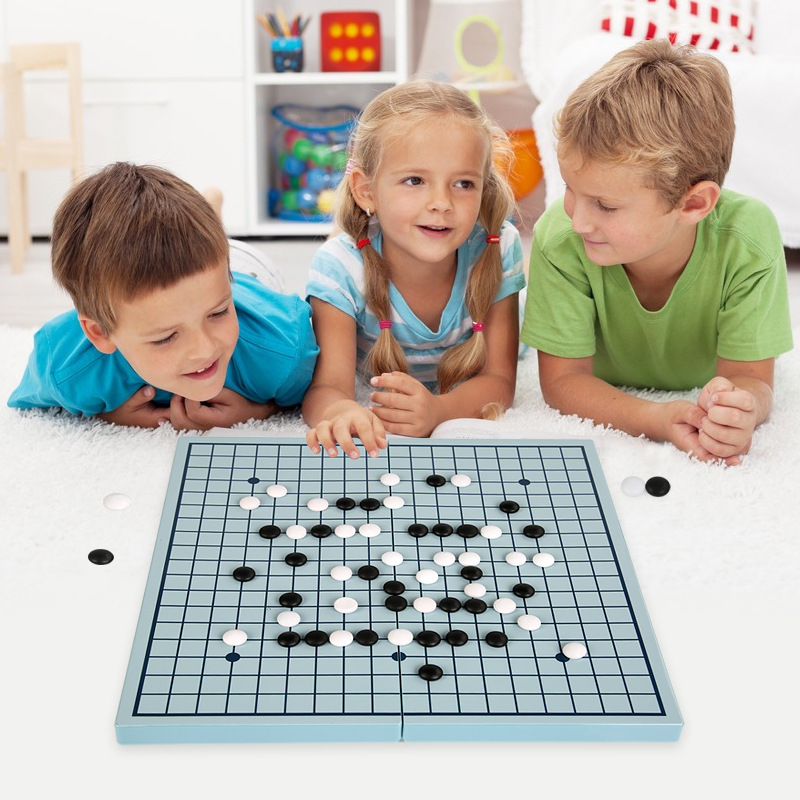 Drveni sklopivi set igara za djecu: Gomoku, Go, Flying Chess, kineski šah i još igara