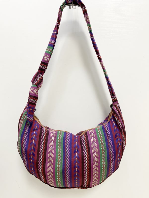 Γυναικεία τσάντα crossbody με εκτυπωμένο εθνοτικό σχέδιο σε στυλ λογοτεχνίας και τέχνης, ύφασμα από λινό και βαμβάκι, ρυθμιζόμενος μακρύς ιμάντας, τσάντα σε σχήμα μισοφέγγαρου