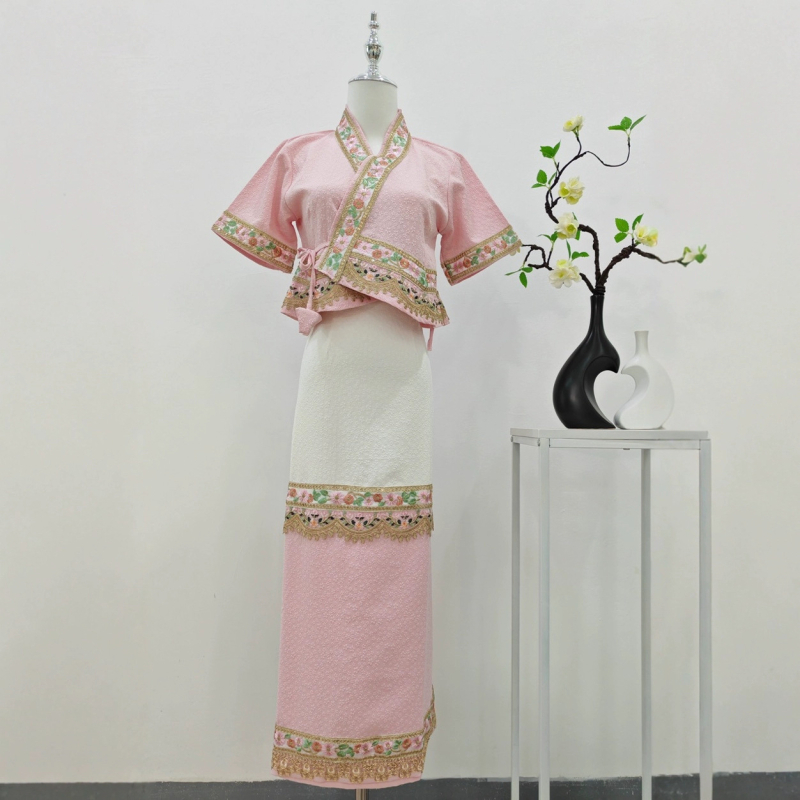 Xishuangbanna Dai női táncruha utazásokhoz és előadásokhoz