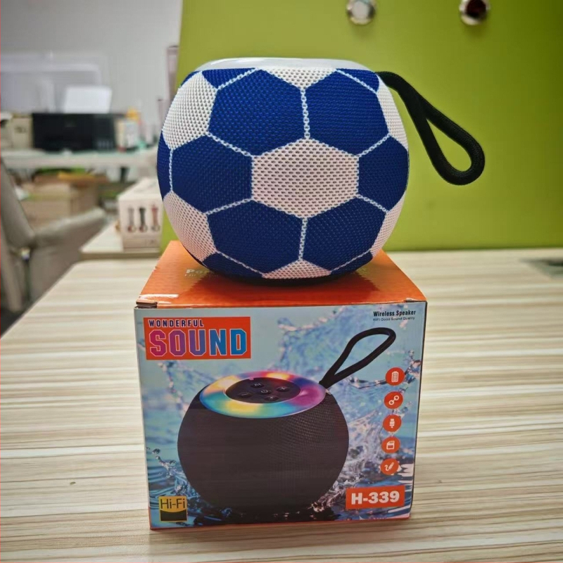 YN-1508 Bluetooth reproduktor s RGB podsvietením, kruhový dizajn futbalového umenia, prenášateľný stolný subwoofer