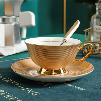 Set de cești și farfurioare pentru cafea din porțelan cu os, stil european, lux pentru ceaiul de după-amiază, ceașcă fin decorată cu motive florale