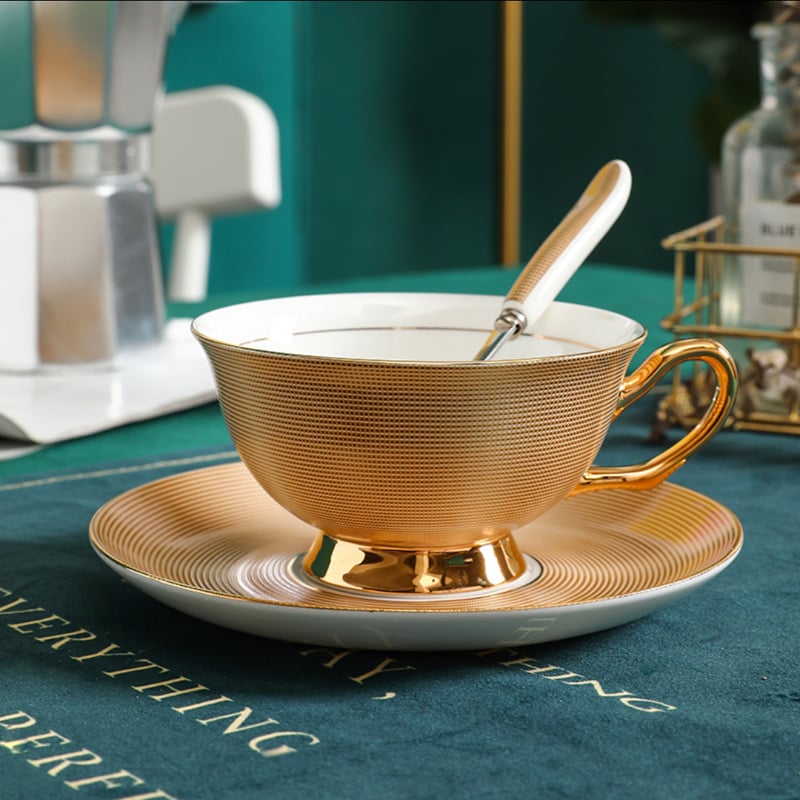 Set de cești și farfurioare pentru cafea din porțelan cu os, stil european, lux pentru ceaiul de după-amiază, ceașcă fin decorată cu motive florale