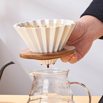 Set filtru cafea pentru preparare manuală cu V60, formă de tort și filtru origami, recipient ceramic pentru picurare