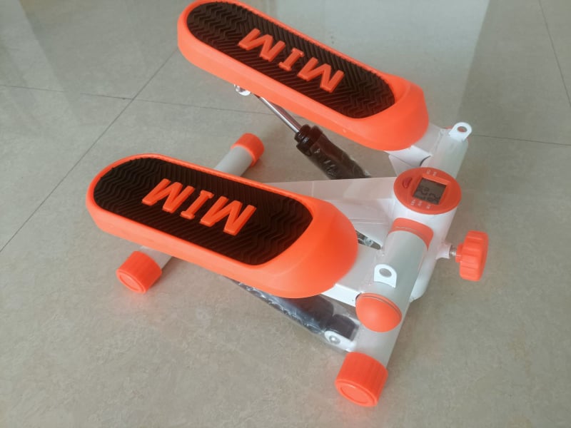 Jianli stepper silențios pentru uz casnic – mini stepper hidraulic, mașină de escaladare, aparat pentru abdomen, model 107 (30 × 30 × 20 cm)