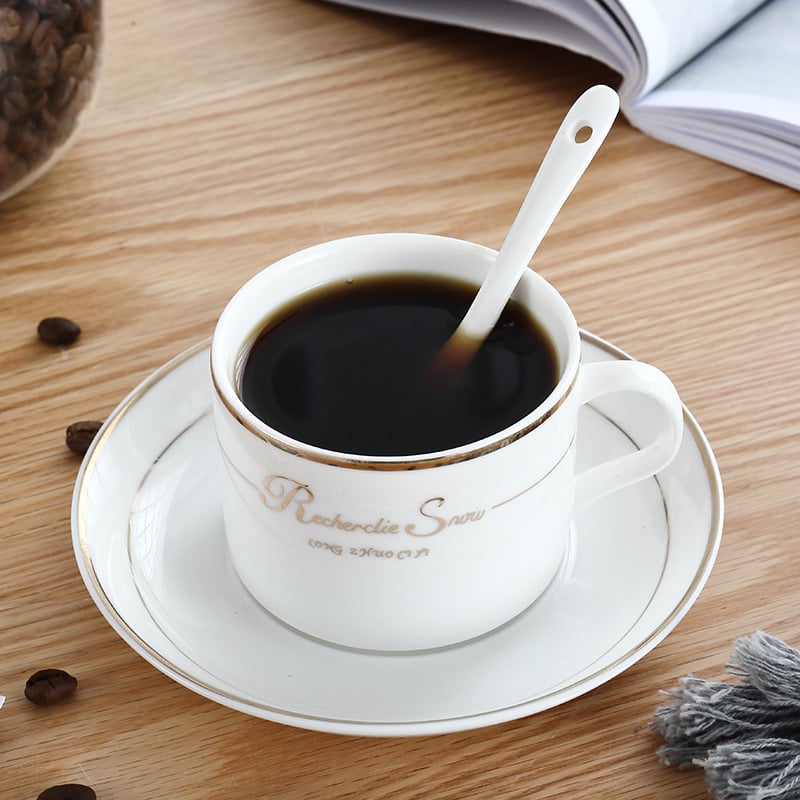 Set de cești de cafea și farfurioare din ceramică, design creativ minimalist pentru ceaiul de după-amiază
