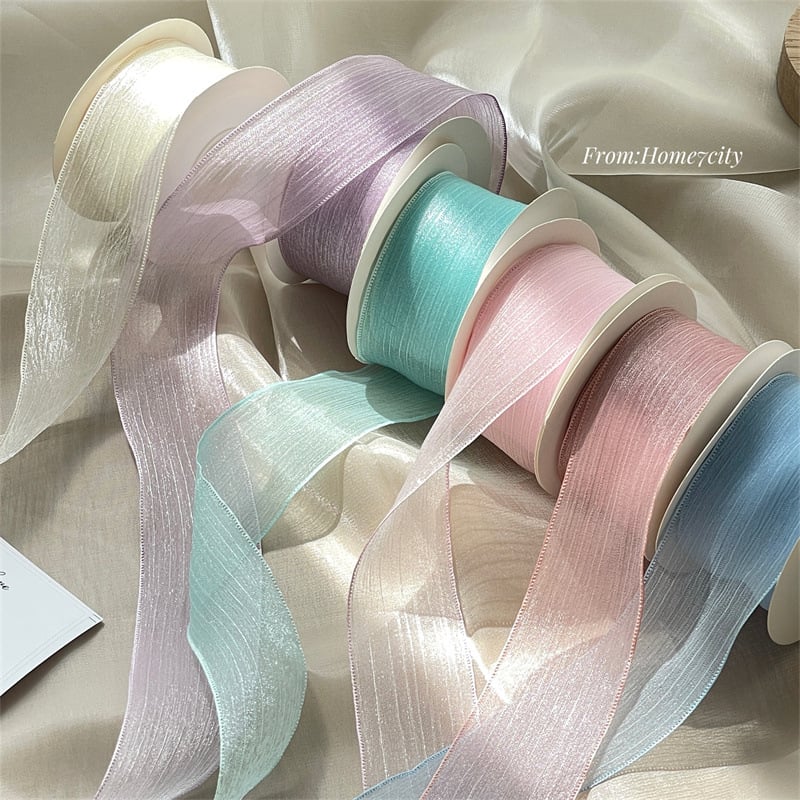 Panglică de organza cu textură strălucitoare, pliuri delicate, pentru împachetarea cadourilor și decorarea florilor