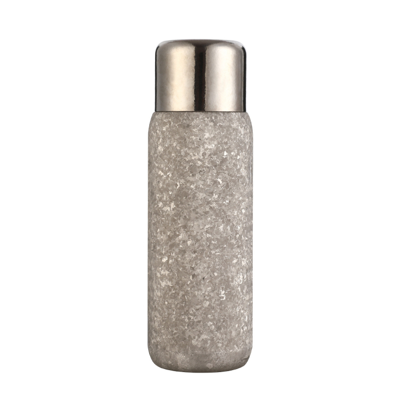 Ceașcă de ceai izolată din titan cu afișaj de temperatură și capac magnetic, titan interior și exterior, set cadou de lux