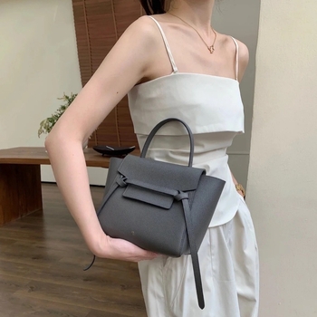 Ženska crossbody torba inspirirana Arc de Triomphe, lažno koža s lychee teksturom, nano veličina, Catfish Bun stil