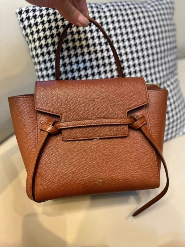 Ženska crossbody torba inspirirana Arc de Triomphe, lažno koža s lychee teksturom, nano veličina, Catfish Bun stil