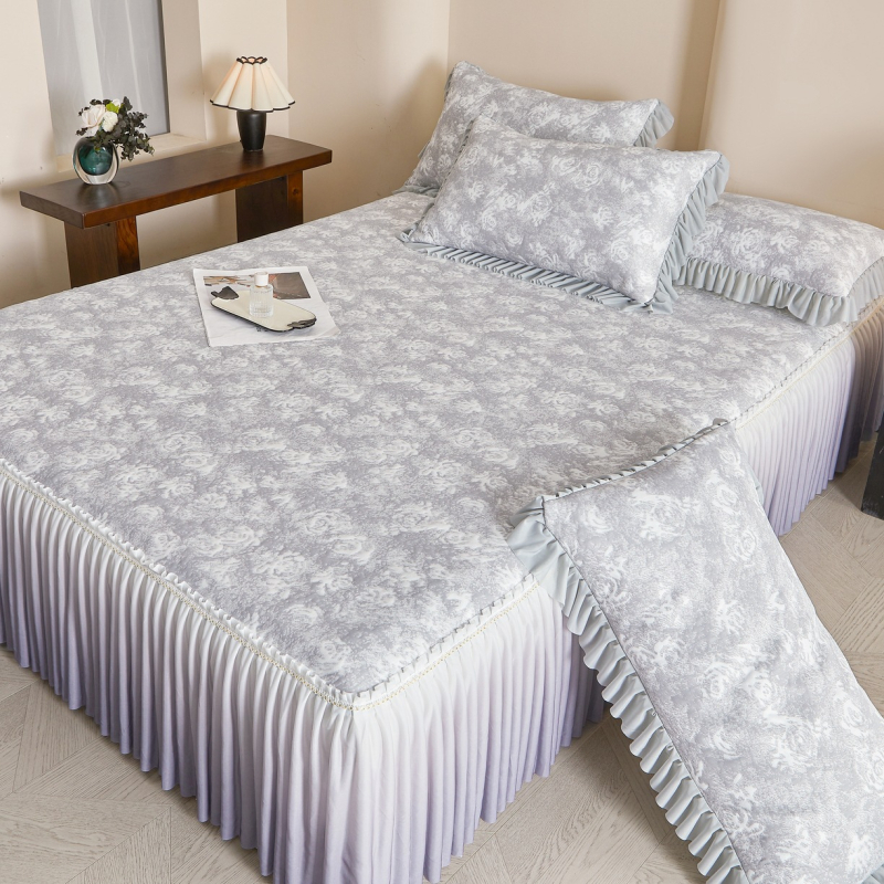 Jacquard roz Ice Silk cooling mat, set de trei piese cu fustă de pat, stil lux francez