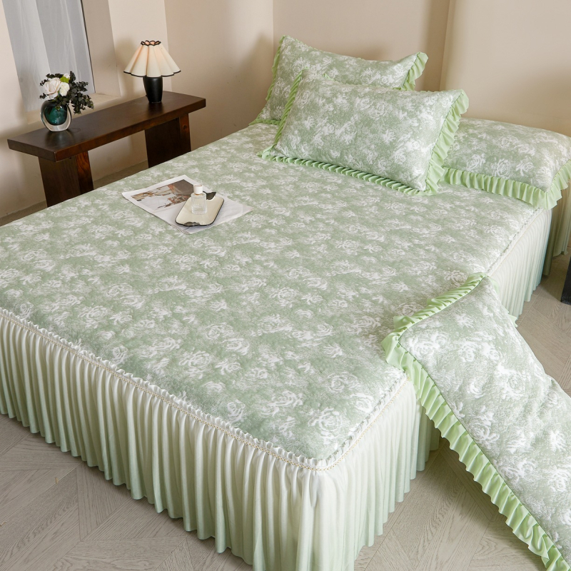Jacquard roz Ice Silk cooling mat, set de trei piese cu fustă de pat, stil lux francez