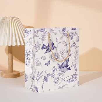 Geantă de cadouri cu mâner, stil chinezesc, imprimeu floral și cu păsări, carton alb, geantă de hârtie premium.