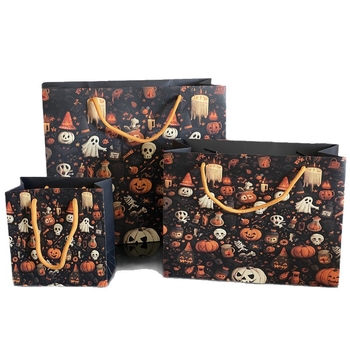 Saci de cadouri din hârtie cu mâner, design cartoon pentru Halloween și Paște