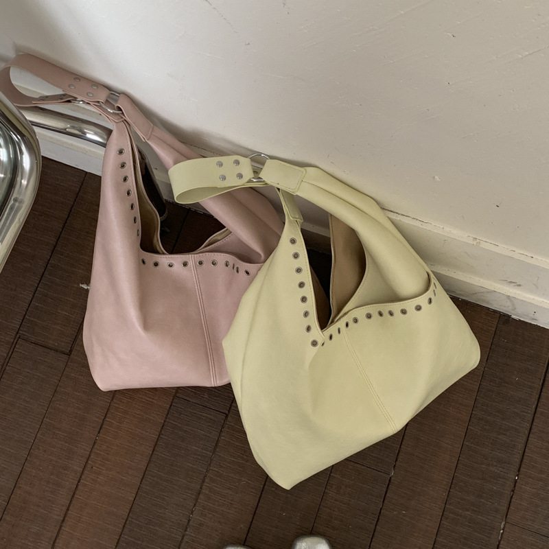 Τσάντα Tote με μαλακό δέρμα και μεταλλικά studs, κορεατικού στυλ, μεγάλη χωρητικότητα, γυναικεία καθημερινή τσάντα ώμου