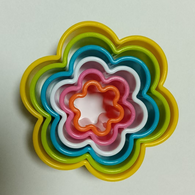Formă rotundă pentru biscuiți cu model floral, set de 6 piese, dantelă colorată, inel mousse, tăietor de prăjituri